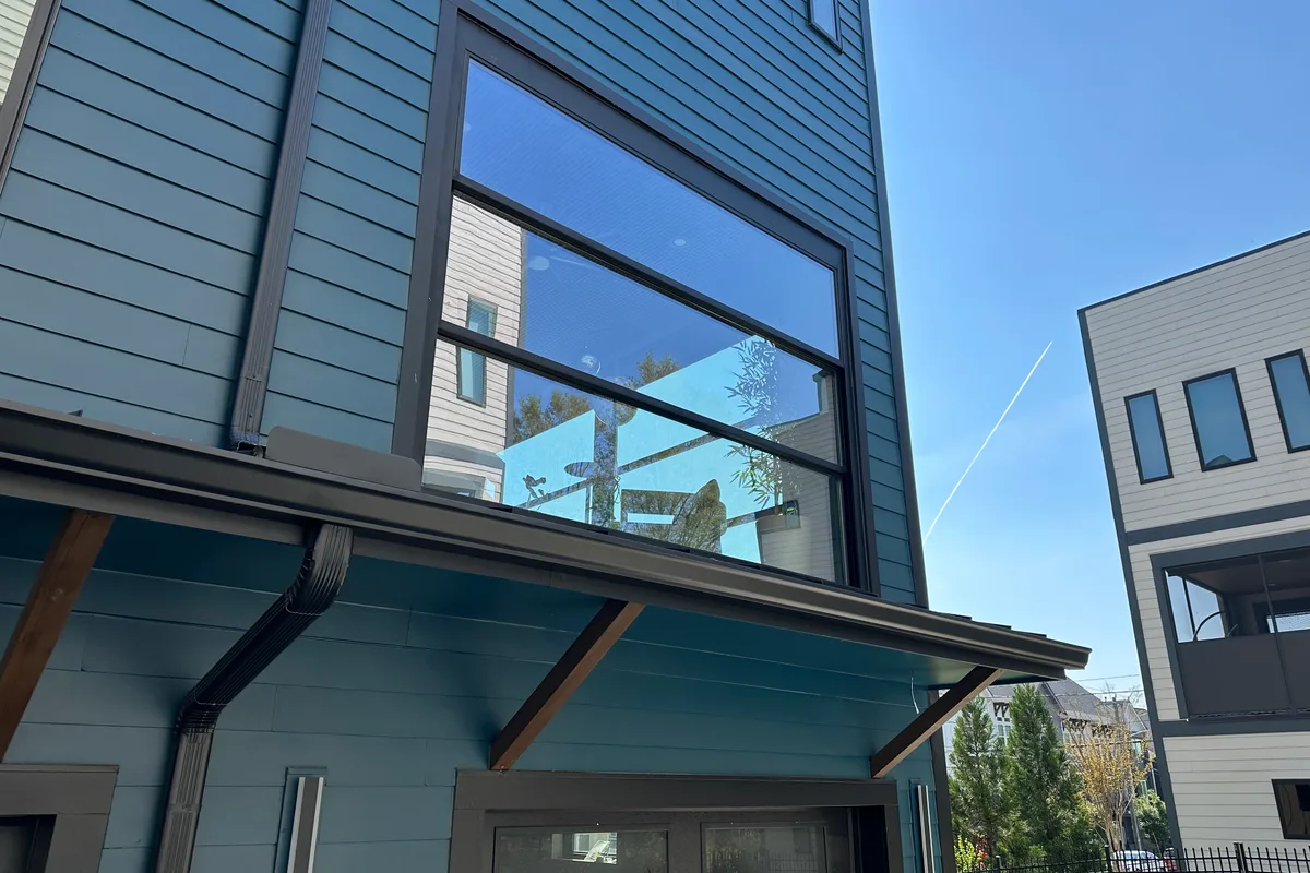 Sunroom contractor work detail in Whitehaven, Mecklenburg County